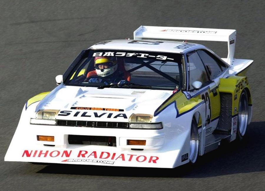  Nissan Silvia Super Silhouette 1983 года  (фото 2 из 2)